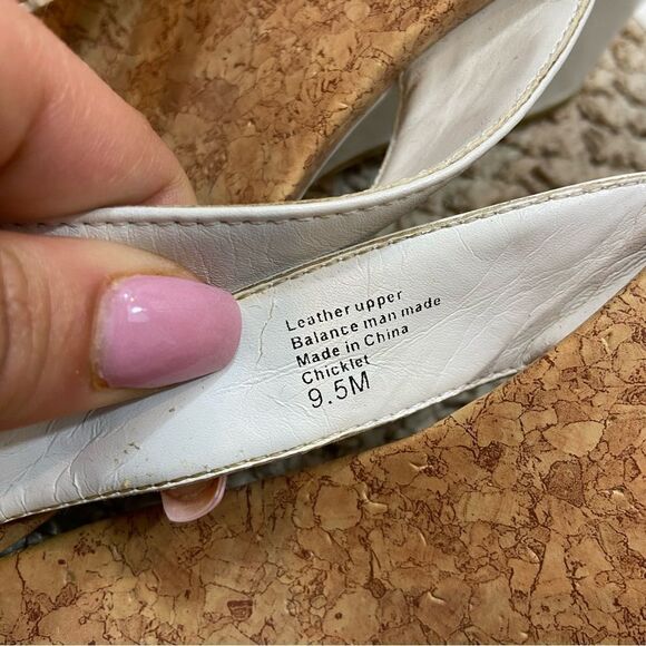 Style & Co White Leather Wedge Flip Flop Sandals Size 9.5 - Picture 11 of 11